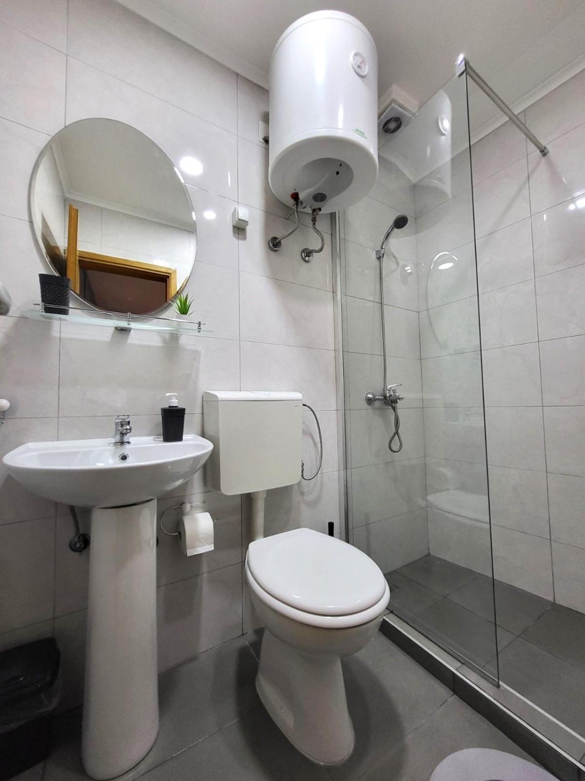 Guesthouse Ozegovic Belgrade Exterior photo